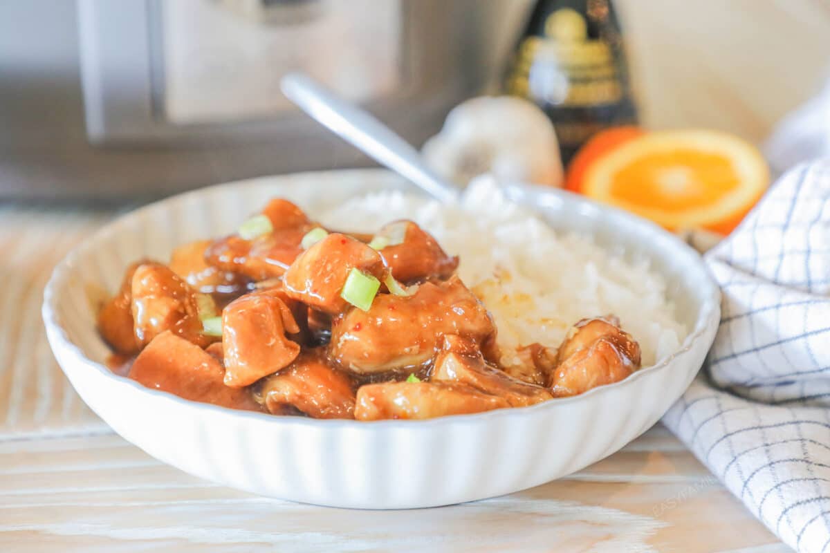 Easy Crockpot Orange Chicken: Restaurant Taste, Minimal Effort